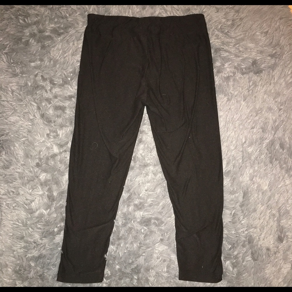 Black Yoga Leggings